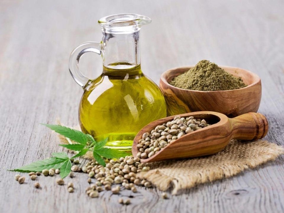 Can I Use Crisco Instead of Vegetable Oil? (Quick Answers) - OneHappyLemon