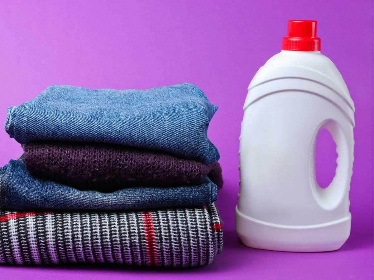 Can You Bleach Gray Clothes? (Read This First!) OneHappyLemon