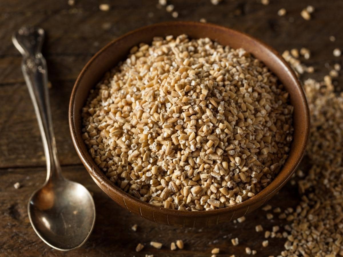 Can I Substitute Steel Cut Oats for Rolled Oats? (Answered) OneHappyLemon