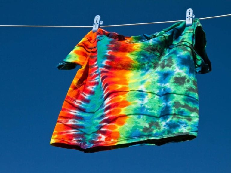 Can You Wash Tie Dye Shirts Together? (Important Facts)