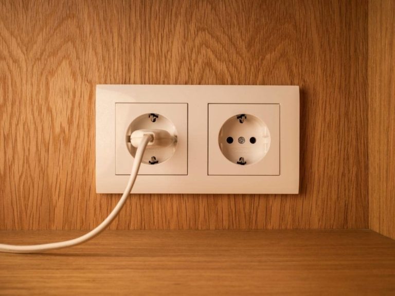 Can You Put an Outlet Under a Window? (Quick Answers)