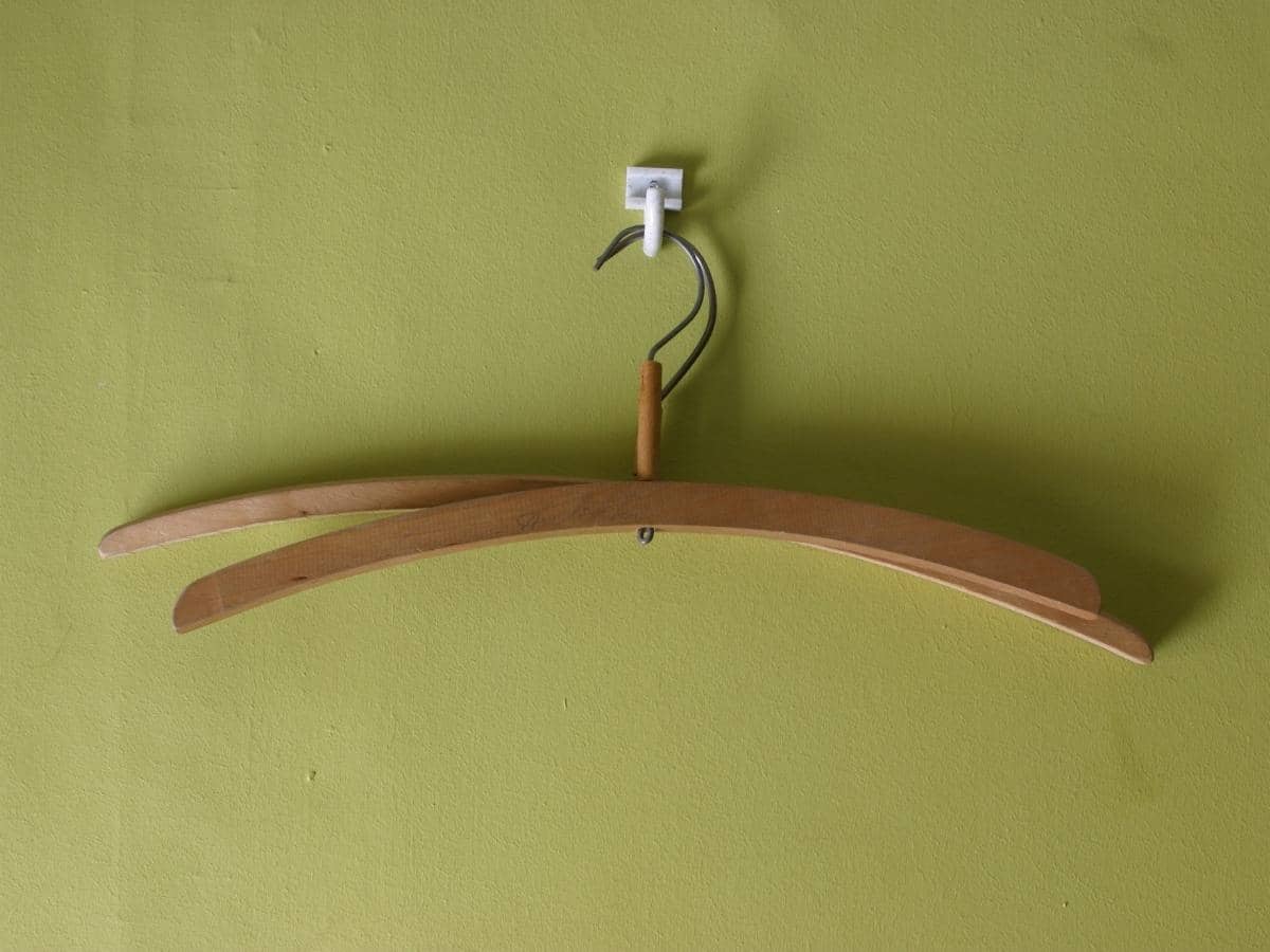 Do Command Strips Work on Fabric? (Read This First!) OneHappyLemon