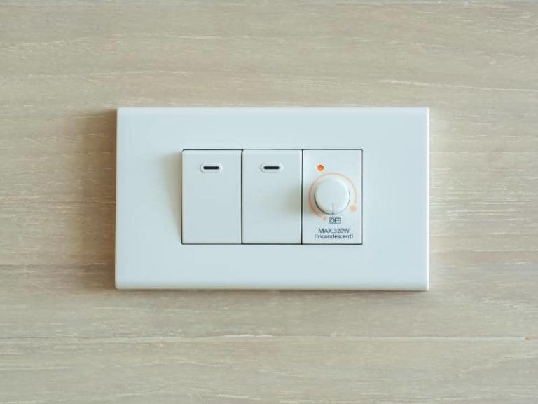 Can You Have 2 Dimmers on a 3 Way Switch? (Explained) OneHappyLemon