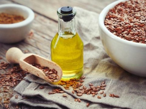 Is Linseed Oil Food Safe? (All You Need to Know) - OneHappyLemon