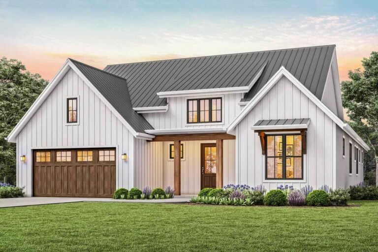 3-Bedroom 1-Story New American House with Vaulted Great Room and Garage Storage (Floor Plan)