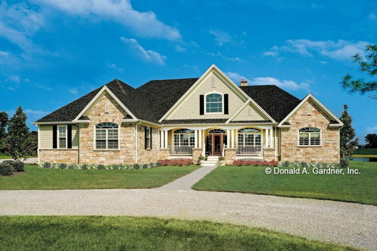 4-Bedroom 1-Story Craftsman Ranch with Double Gathering Spaces and Formal Dining Room (Floor Plan)