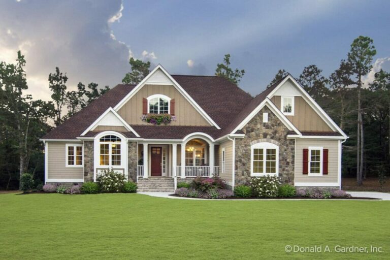 4-Bedroom Single-Story Craftsman Ranch Home With Cathedral Ceiling and Bonus Expansion Over Garage (Floor Plan)
