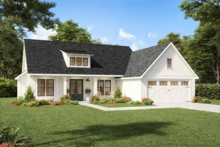 3-Bedroom Single-Story Modern Farmhouse with a Split Bedroom Layout (Floor Plan)
