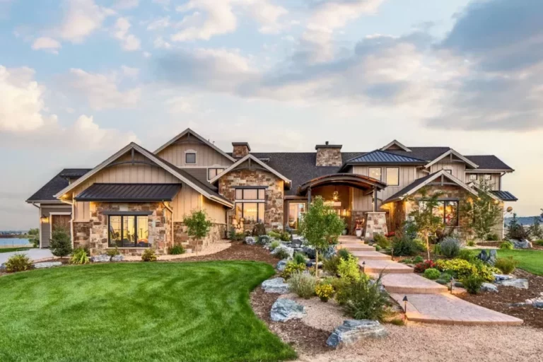 4-Bedroom 2-Story Mountain Home with First-Floor Master (Floor Plan)