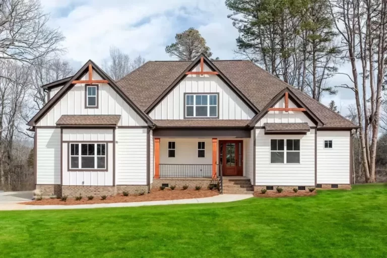 4-Bedroom 2-Story New American House with Bonus Expansion Above Garage (Floor Plan)