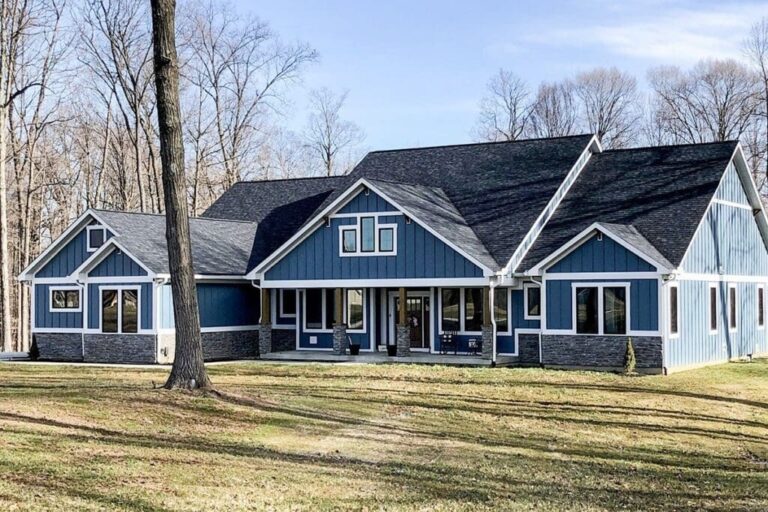 4-Bedroom Dual-Story Craftsman House with Bonus Room (Floor Plan)