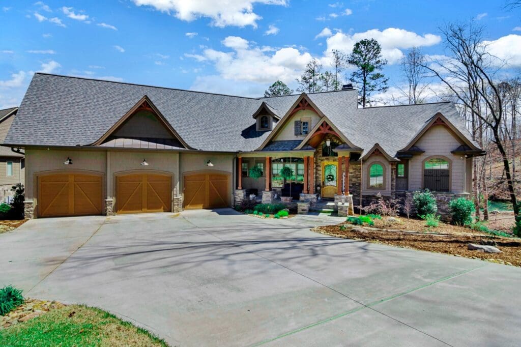 4-Bedroom Single-Story Rustic Craftsman Home with Walkout Basement (Floor Plan)