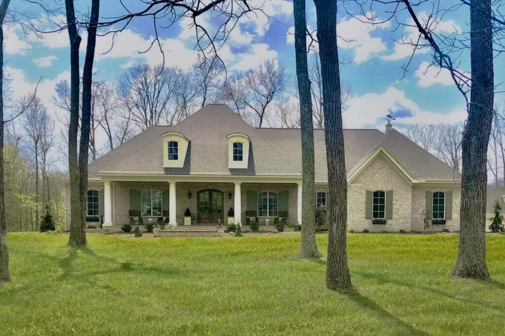 5-Bedroom 1-Story French Country House with Balanced Facade (Floor Plan)