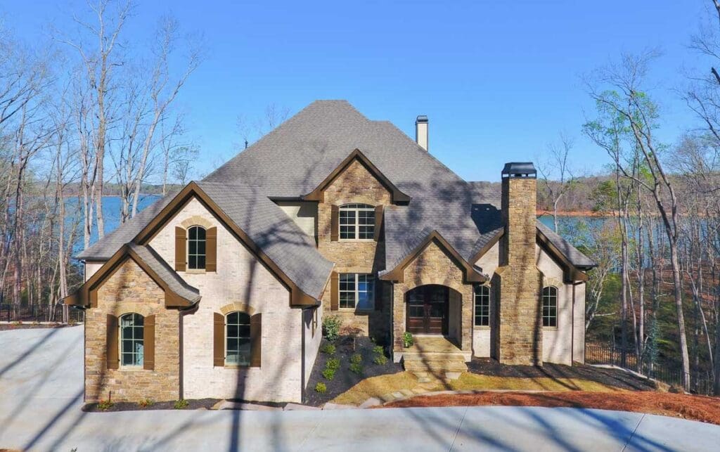 1-Story 3-Bedroom European House with 3-Fireplaces (Floor Plan)