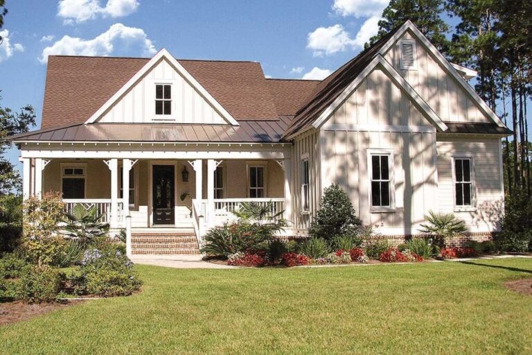 4-Bedroom 2-Story Modern Farmhouse with Generous Outdoor Living Space (Floor Plan)