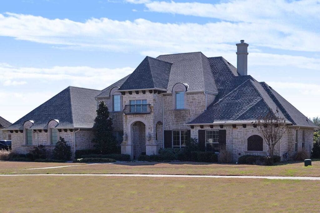 4-Bedroom 2-Story European Home with Upstairs Bonus Room (Floor Plan)