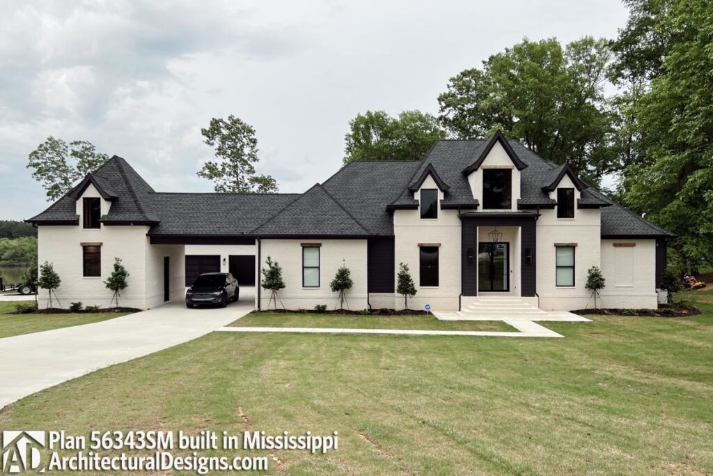 4-Bedroom 1-Story European Home with Screened Porch and Fireplace (Floor Plan)