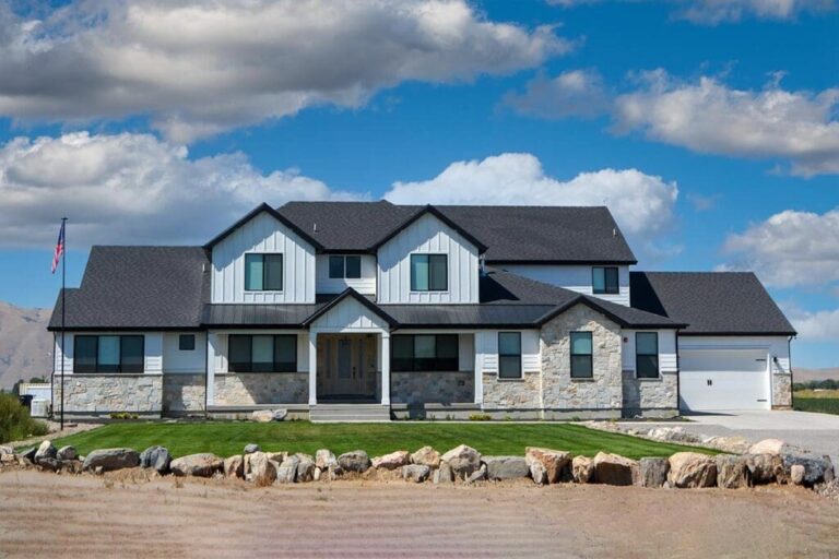 2-Story 5-Bedroom Modern Farmhouse with 4-Car Garage (Floor Plan)