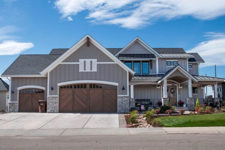 4-Bedroom Two-Story New American Mountain House with Walk-out Basement (Floor Plan)v