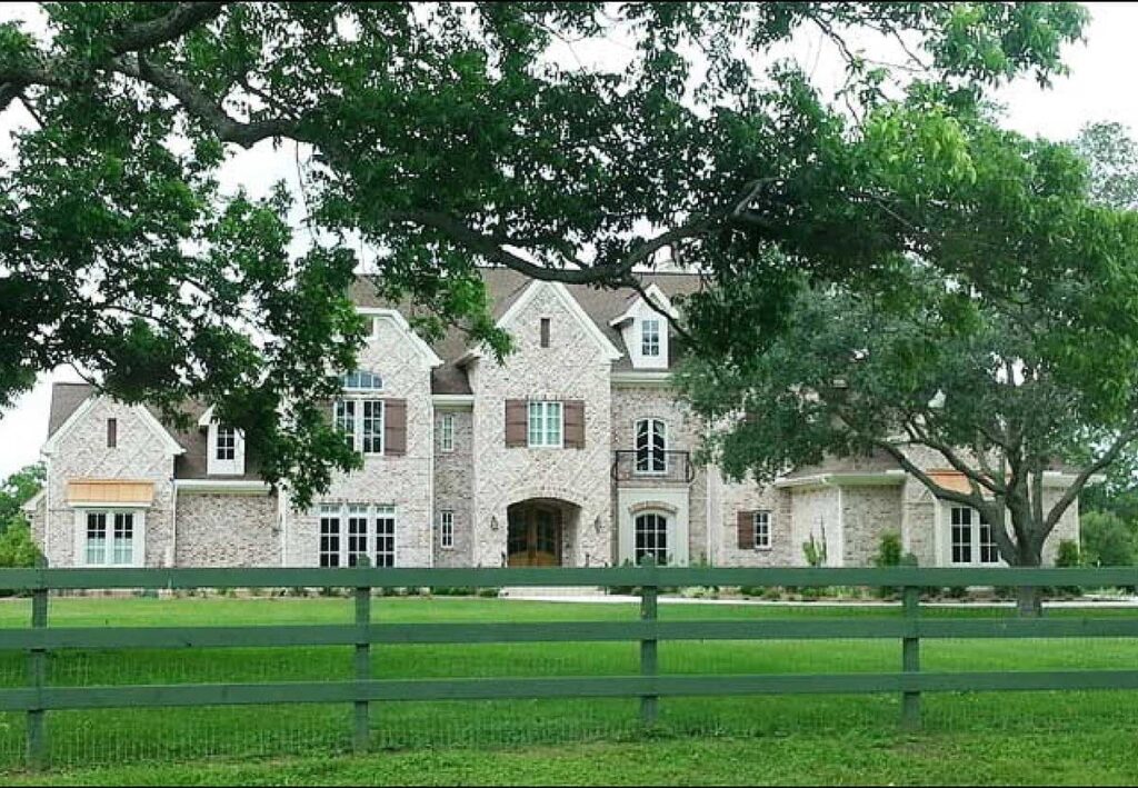 2-Story 5-Bedroom Hill Country home with Huge Games Room (Floor Plan)