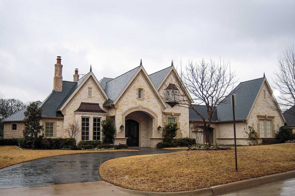 Grand 4-Bedroom Two-Story Estate with Bonus Suite and Dual Garage Entries (Floor Plan)