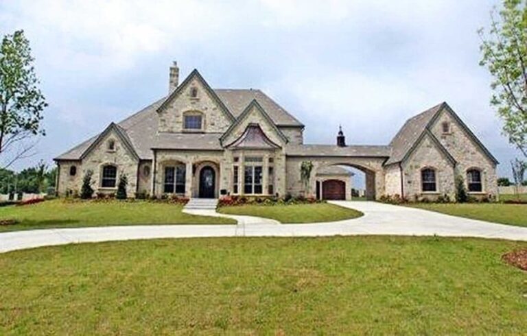 5-Bedroom 2-Story European Manor Home with Media Room (Floor Plan)