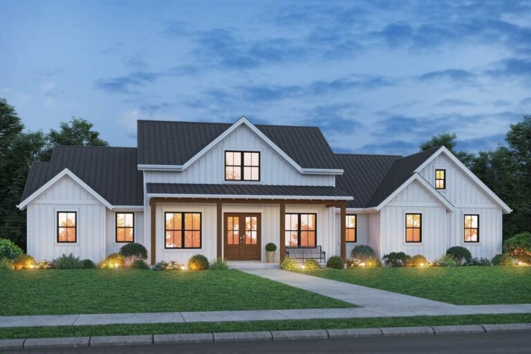 4-Bedroom 1-Story Country Farmhouse with Spacious Bonus Room (Floor Plan)